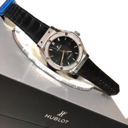 Classic Fusion Titanium Diamonds 42mm 542.NX.1171.LR.1104