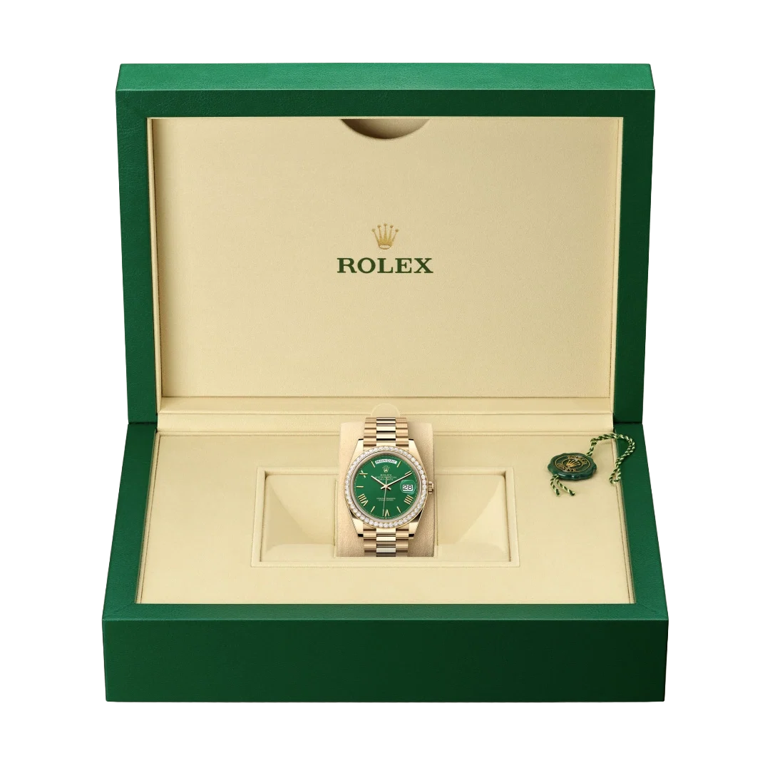 Day-Date 40 Yellow Gold Green Roman Numeral Dial Diamond Bezel M228348RBR-0040