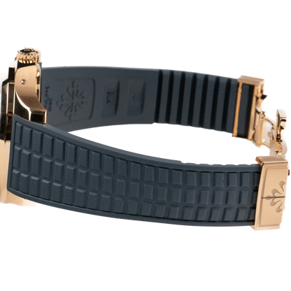 Aquanaut Luce 40mm 5261R-001 Annual Calendar Moon Phases Rose Gold Blue-Gray Dial